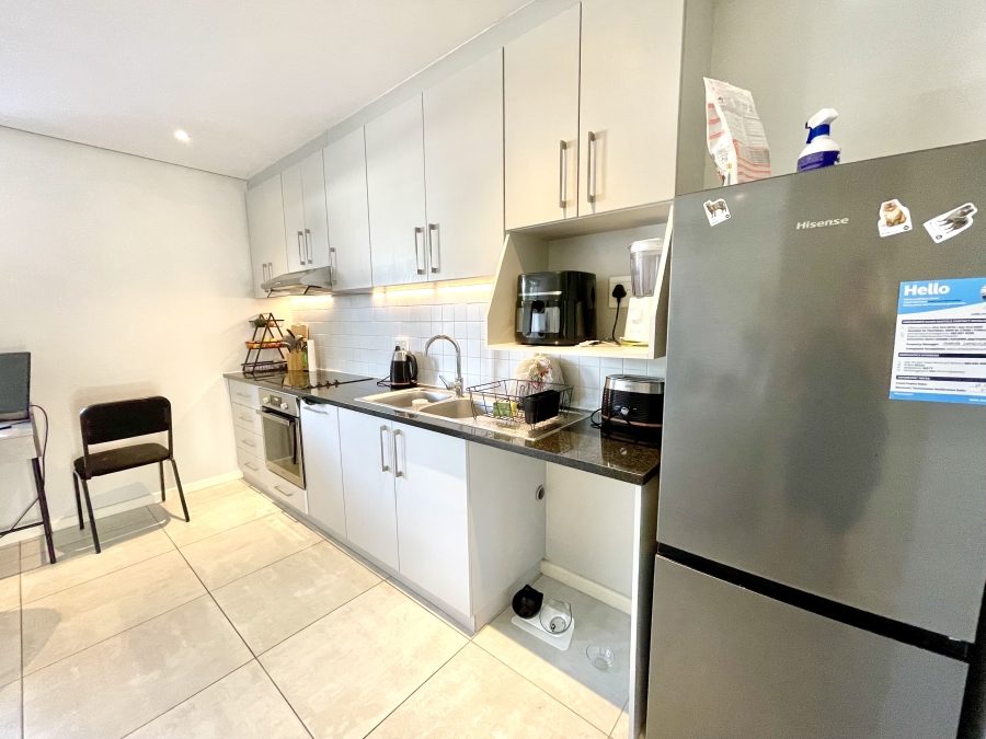 1 Bedroom Property for Sale in Hoog En Droog Western Cape